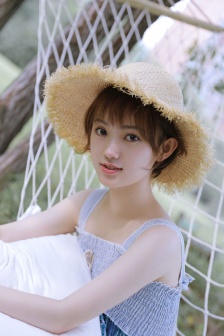 jk白丝百褶裙