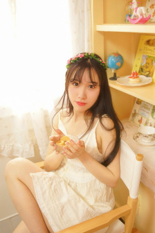 美女的坤坤